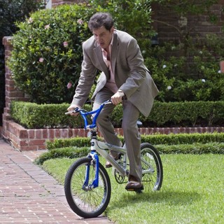 A scene from Samuel Goldwyn Films' Bending the Rules (2012)