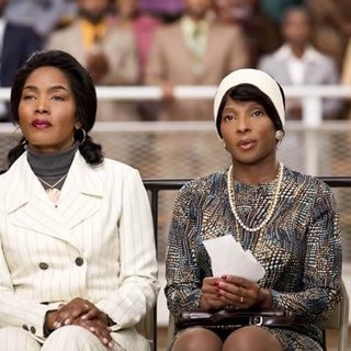 Betty & Coretta Picture 13