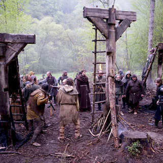 Black Death Picture 18