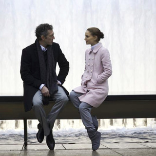 Vincent Cassel stars as Thomas Leroy and Natalie Portman stars as Nina in Fox Searchlight Pictures' Black Swan (2010)