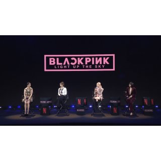 BLACKPINK: Light Up The Sky Picture 4