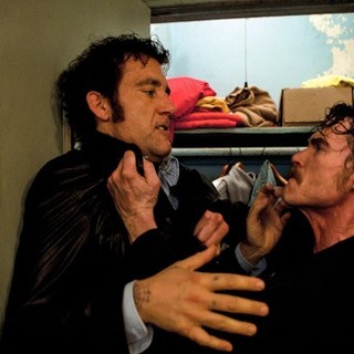Blood Ties Picture 9