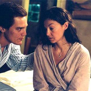 Michael Shannon and Ashley Judd in Lions Gate Films' Bug (2006)
