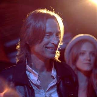 Robert Carlyle stars as Lachlan MacAldonich and Alexia Rasmussen stars as Beau in Strand Releasing's California Solo (2012)