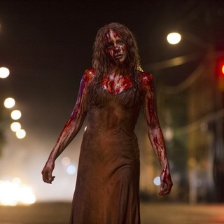 Carrie Picture 7