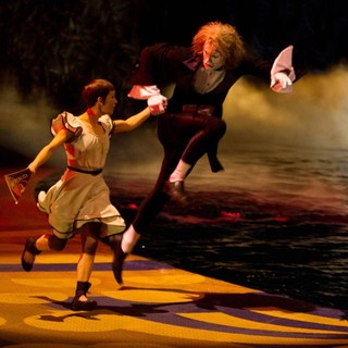 Cirque Du Soleil: Worlds Away Picture 8
