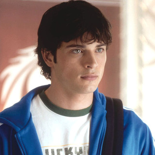 Tom Welling as Charlie Baker in The 20th Century Fox' Cheaper by the Dozen (2003)