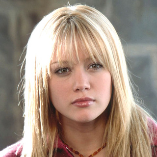 Hilary Duff as Lorraine Baker in The 20th Century Fox' Cheaper by the Dozen (2003)
