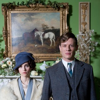 Cheerful Weather For The Wedding Picture 5