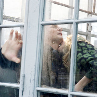 Chloe Picture 39