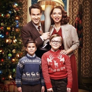 Chris Diamantopoulos, Maya Rudolph and Andy Walken in Fox's A Christmas Story Live! (2017)