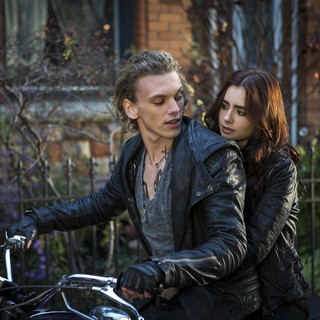 Mortal Instruments: City Of Bones, The Picture 29