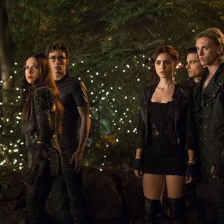 Mortal Instruments: City Of Bones, The Picture 10
