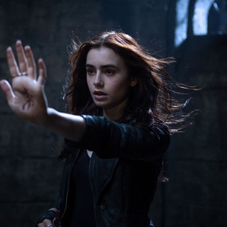 Mortal Instruments: City Of Bones, The Picture 12
