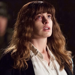 Anne Hathaway stars as Gloria in Neon's Colossal (2017)