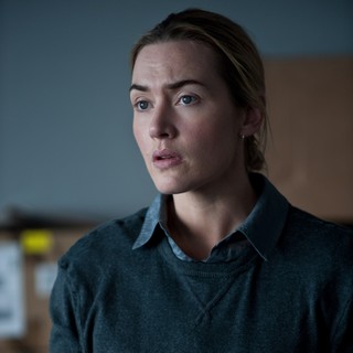 Kate Winslet stars as Dr. Erin Mears in Warner Bros. Pictures' Contagion (2011)