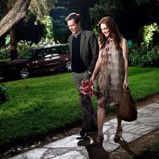 Kevin Bacon stars as David Lindhagen and Julianne Moore stars as Emily Weaver in Warner Bros. Pictures' Crazy, Stupid, Love. (2011)