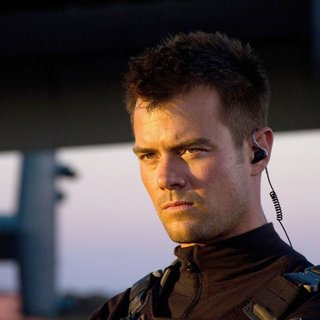 Transformers: Dark Of The Moon Picture 19