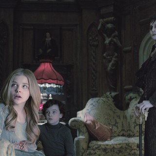 Dark Shadows Picture 71