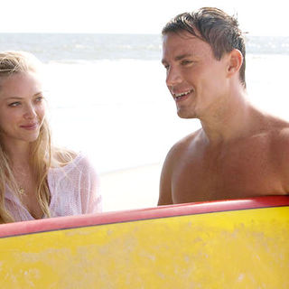Amanda Seyfried stars as Savannah Lynn Curtis and Channing Tatum stars as John Tyree in Screen Gems' Dear John (2010)