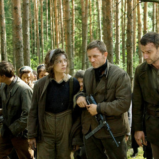 Alexa Davalos, Daniel Craig and Liev Schreiber in Paramount Vantage's Defiance (2009)