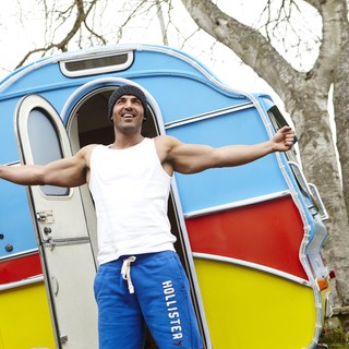 Desi Boyz Picture 18