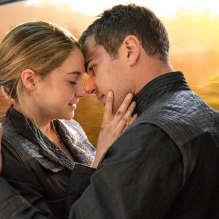 Divergent Picture 27