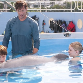 Nathan Gamble, Harry Connick Jr. and Cozi Zuehlsdorff in Warner Bros. Pictures' Dolphin Tale (2011)