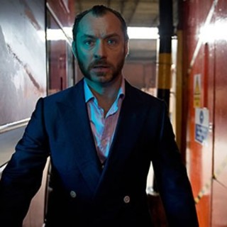 Jude Law stars as Dom Hemingway in Fox Searchlight Pictures' Dom Hemingway (2014)
