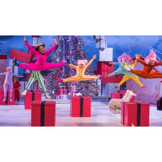 Dr. Seuss' The Grinch Musical! Picture 9