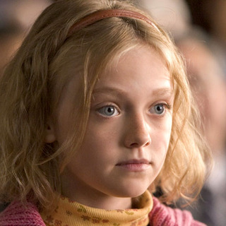 Dakota Fanning as Cale Crane in  Dreamer: Inspired by a True Story (2005)