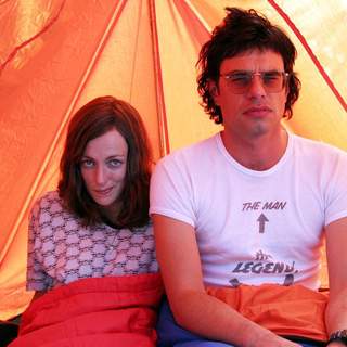 Jemaine Clement as Jarrod and Loren Horsley as Lily in Miramax Films' Eagle vs Shark (2007)