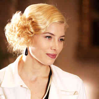 Easy Virtue Picture 37