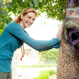 Julia Roberts stars as Elizabeth Gilbert in Columbia Pictures' Eat, Pray, Love (2010)