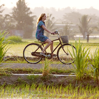 Julia Roberts stars as Elizabeth Gilbert in Columbia Pictures' Eat, Pray, Love (2010)