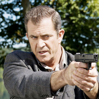 Edge Of Darkness Picture 20