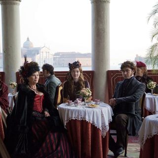 Effie Gray Picture 11