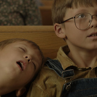 Electrick Children Picture 16