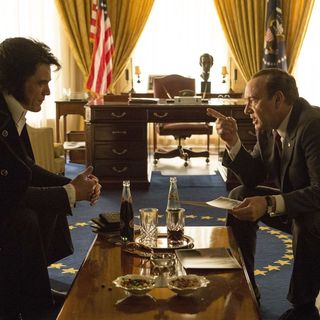 Elvis & Nixon Picture 1