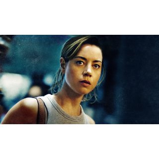 Emily The Criminal Picture 4