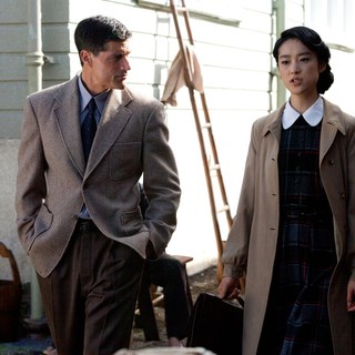 Matthew Fox stars as General Bonner Fellers and Eriko Hatsune stars as Aya Shimada in Roadside Attractions' Emperor (2013)