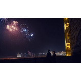 Empire Of Light Picture 4