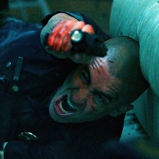 Jake Gyllenhaal stars as Officer Taylor in Open Road Films' End of Watch (2012)