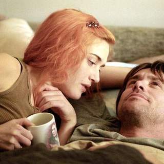 Jim Carrey and Kate Winslet in Focus Features' Eternal Sunshine of the Spotless Mind (2004)