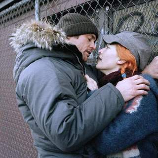 Jim Carrey and Kate Winslet in Focus Features' Eternal Sunshine of the Spotless Mind (2004)