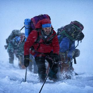 Jason Clarke stars as Rob Hall in Universal Pictures' Everest (2015)