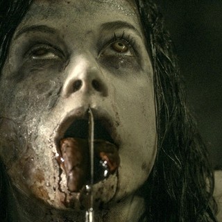 Evil Dead Picture 19