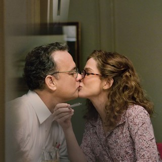 Extremely Loud and Incredibly Close Picture 6