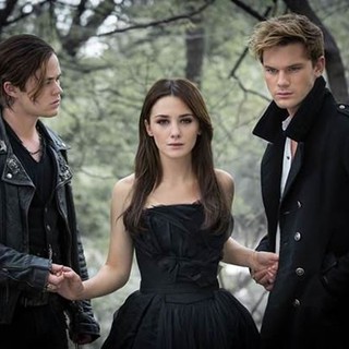 Addison Timlin and Jeremy Irvine in Vertical Entertainment's Fallen (2017)