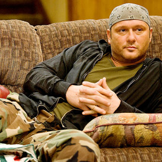 Four Christmases Picture 33